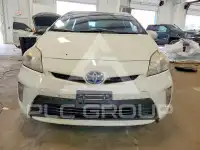 2013 Toyota PRIUS фото