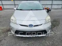 2013 Toyota PRIUS фото