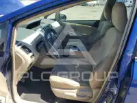 2013 Toyota PRIUS фото