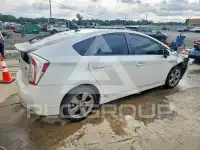2013 Toyota PRIUS photo