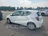 2013 Toyota PRIUS фото
