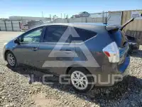 2013 Toyota PRIUS фото