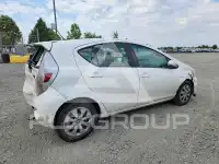 2013 Toyota PRIUS photo