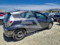 2013 Toyota PRIUS фото