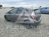 2013 Toyota PRIUS фото