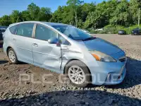 2013 Toyota PRIUS фото