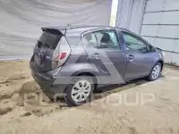2013 Toyota PRIUS photo