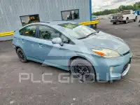 2013 Toyota PRIUS фото