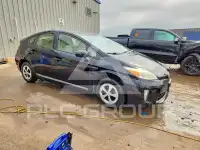2013 Toyota PRIUS фото