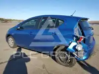 2013 Toyota PRIUS фото