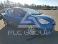 2013 Toyota PRIUS фото