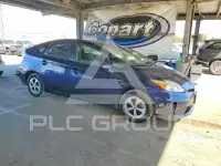 2013 Toyota PRIUS фото