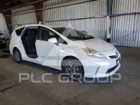 2013 Toyota PRIUS photo