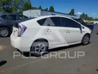 2013 Toyota PRIUS фото