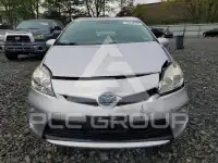 2013 Toyota PRIUS фото