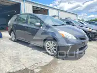 2013 Toyota PRIUS photo