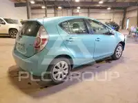 2013 Toyota PRIUS фото