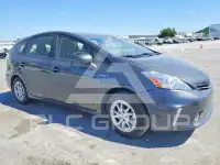 2013 Toyota PRIUS фото