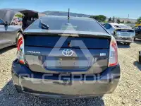 2013 Toyota PRIUS photo