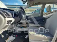 2013 Toyota PRIUS фото