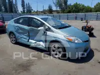 2013 Toyota PRIUS фото