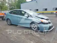 2013 Toyota PRIUS фото