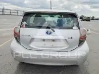 2013 Toyota PRIUS фото
