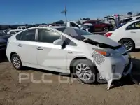 2013 Toyota PRIUS фото