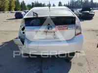 2013 Toyota PRIUS фото
