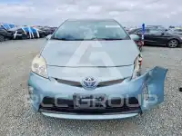 2013 Toyota PRIUS фото