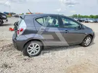 2013 Toyota PRIUS фото