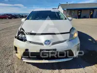 2013 Toyota PRIUS фото
