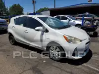 2013 Toyota PRIUS фото