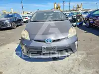 2013 Toyota PRIUS фото