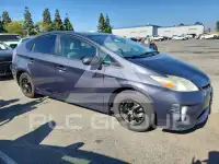 2013 Toyota PRIUS фото