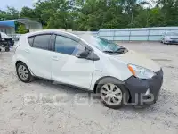 2013 Toyota PRIUS photo