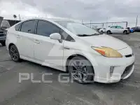 2013 Toyota PRIUS фото