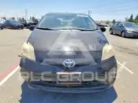 2013 Toyota PRIUS фото