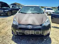 2013 Toyota PRIUS фото