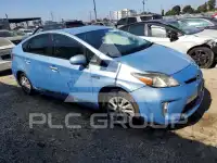 2013 Toyota PRIUS фото