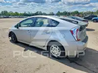 2013 Toyota PRIUS фото