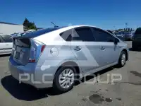 2013 Toyota PRIUS фото
