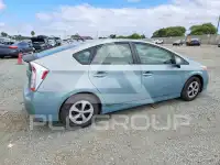 2013 Toyota PRIUS фото