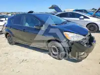 2013 Toyota PRIUS фото