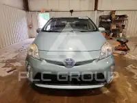 2013 Toyota PRIUS фото