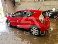2013 Toyota PRIUS фото
