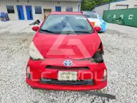 2013 Toyota PRIUS фото