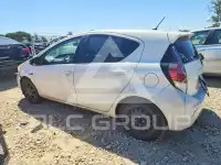 2013 Toyota PRIUS photo