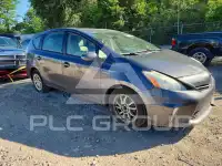 2013 Toyota PRIUS фото