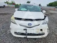 2013 Toyota PRIUS фото